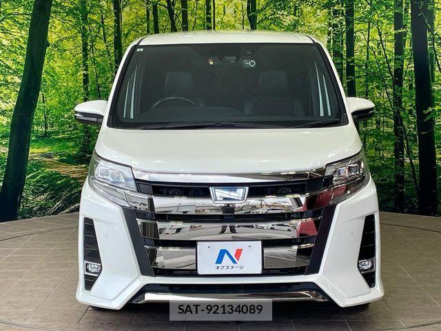 Toyota NOAH HYBRID 2019-08 7618790-15