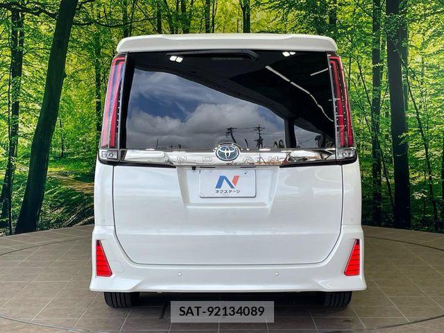 Toyota NOAH HYBRID 2019-08 7618790-16