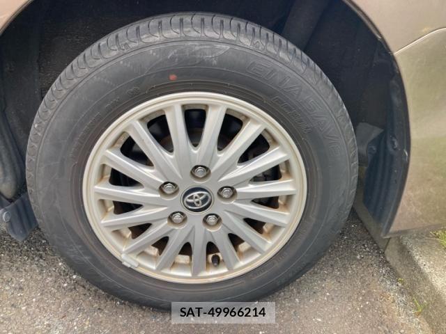 Toyota NOAH HYBRID 2014-04 7618806-10