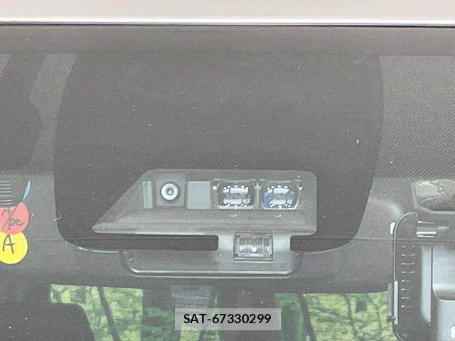 Toyota NOAH HYBRID 2020-03 7618792-2