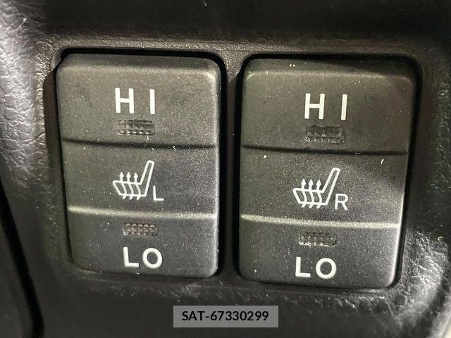 Toyota NOAH HYBRID 2020-03 7618792-5