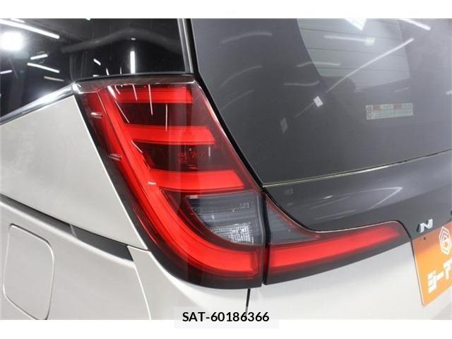 Toyota NOAH HYBRID 2023-01 7618789-17