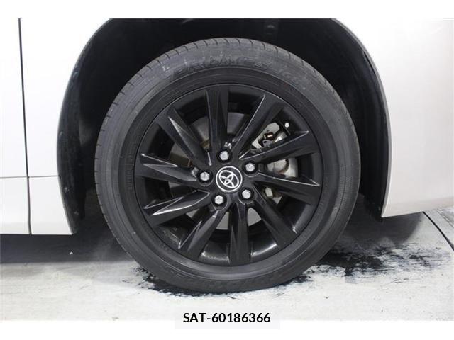 Toyota NOAH HYBRID 2023-01 7618789-22
