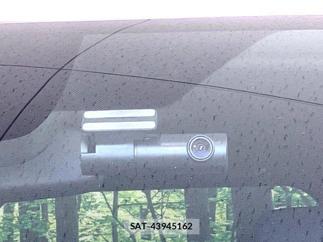 Toyota NOAH HYBRID 2022-06 7618788-6