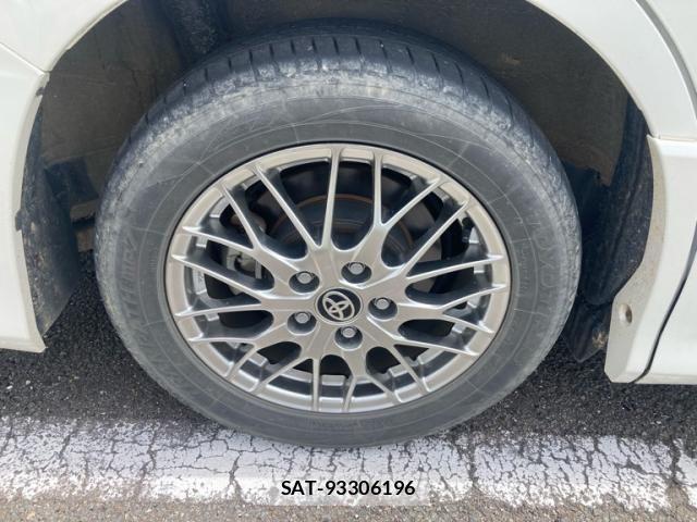 Toyota NOAH HYBRID 2021-07 7618791-6