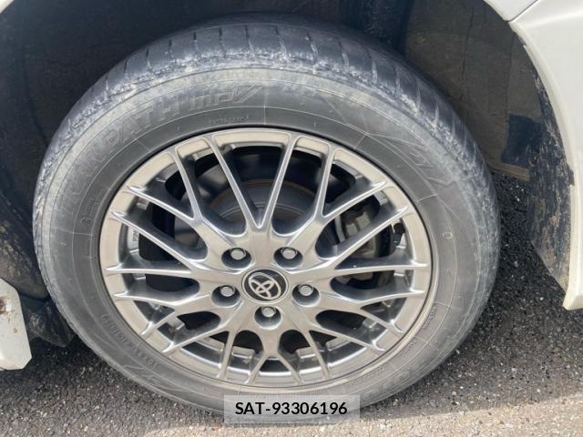 Toyota NOAH HYBRID 2021-07 7618791-7