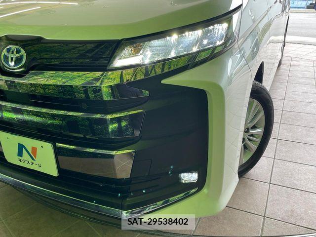 Toyota NOAH HYBRID 2023-10 7618787-13