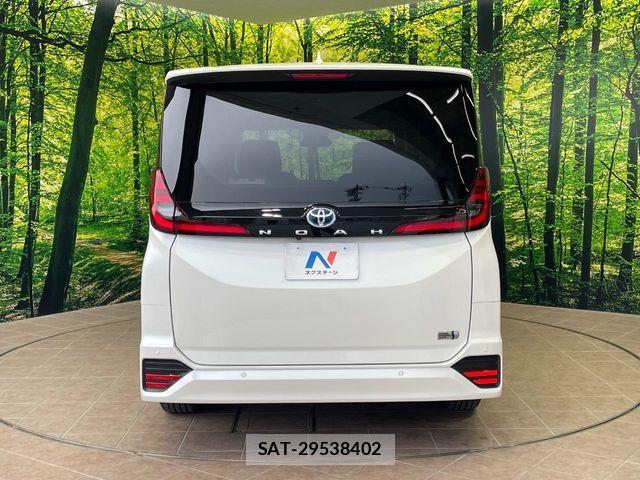 Toyota NOAH HYBRID 2023-10 7618787-15