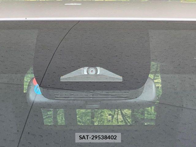 Toyota NOAH HYBRID 2023-10 7618787-6