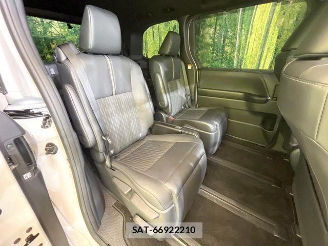Toyota NOAH HYBRID 2024-02 7726598-8