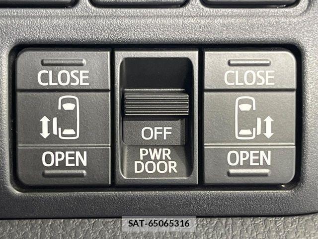 Toyota NOAH HYBRID 2018-09 7726616-4