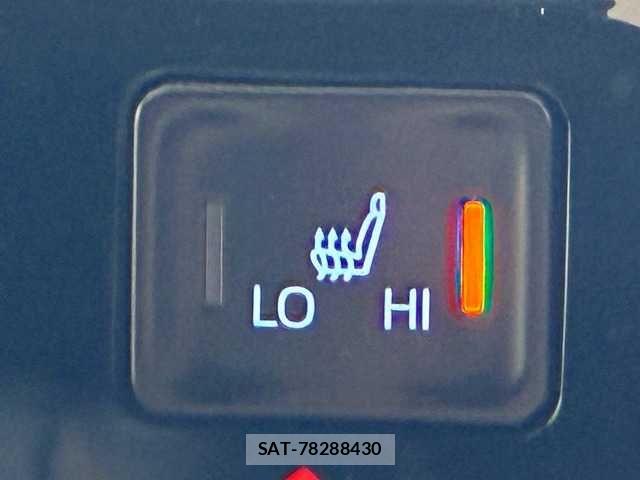 Toyota NOAH HYBRID 2022-08 7726609-7