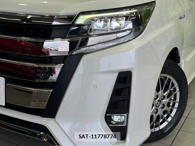 Toyota NOAH HYBRID 2019-03 7726617-12