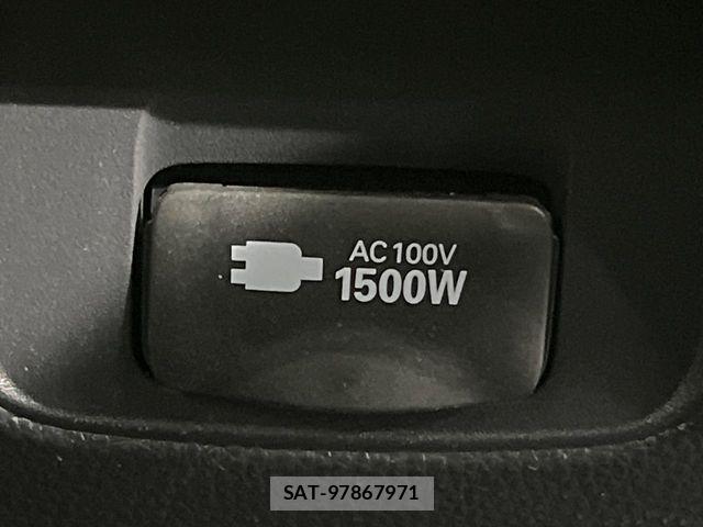 Toyota NOAH HYBRID 2022-04 7726614-6
