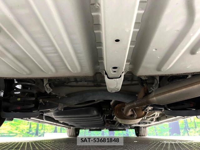 Toyota NOAH HYBRID 2018-08 7726618-18