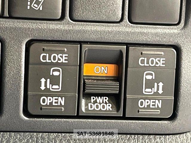 Toyota NOAH HYBRID 2018-08 7726618-4