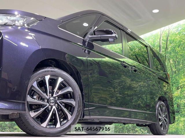 Toyota NOAH HYBRID 2024-03 7787767-12