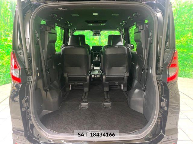 Toyota NOAH HYBRID 2023-07 7787752-12