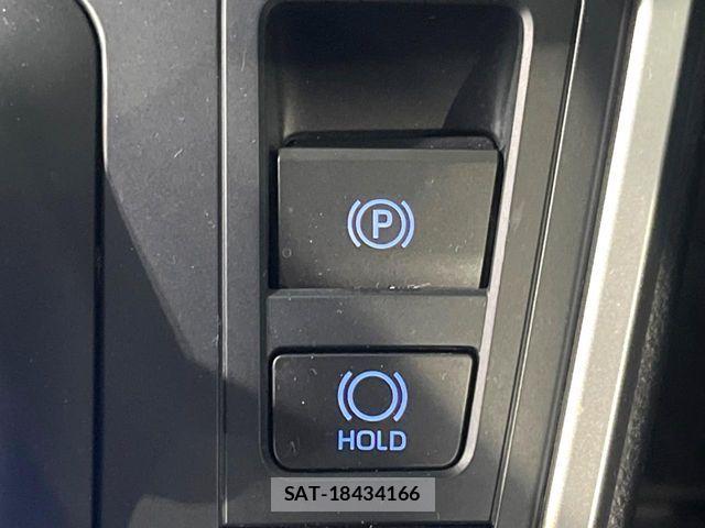 Toyota NOAH HYBRID 2023-07 7787752-6