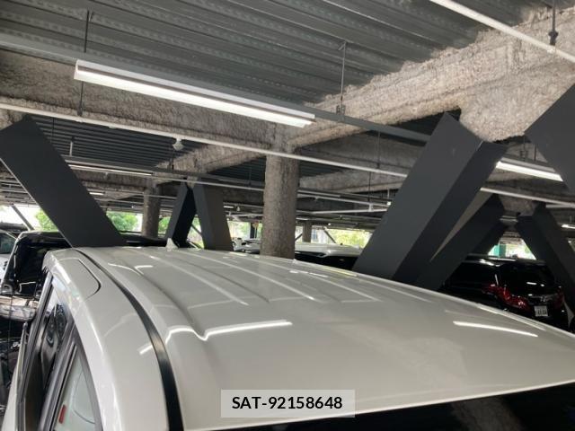 Toyota NOAH HYBRID 2022-05 7787743-3