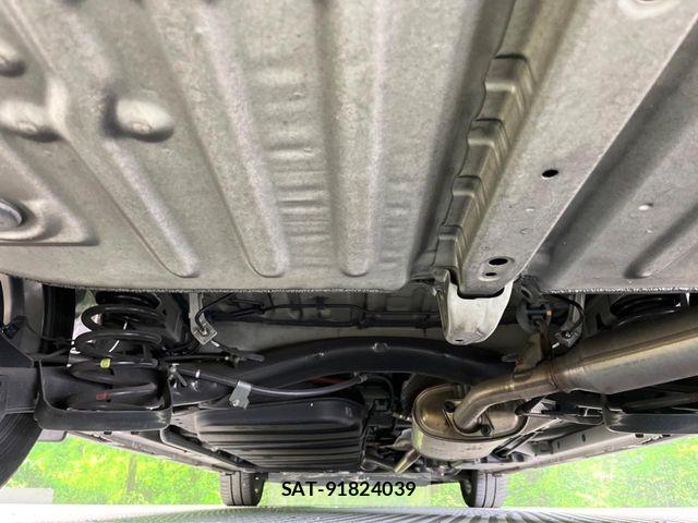 Toyota NOAH HYBRID 2016-10 7787741-19