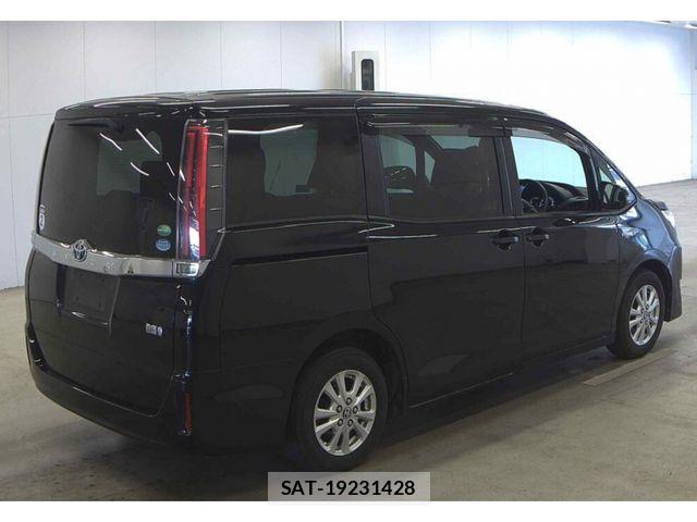 Toyota NOAH HYBRID 2021-03 7787737-3