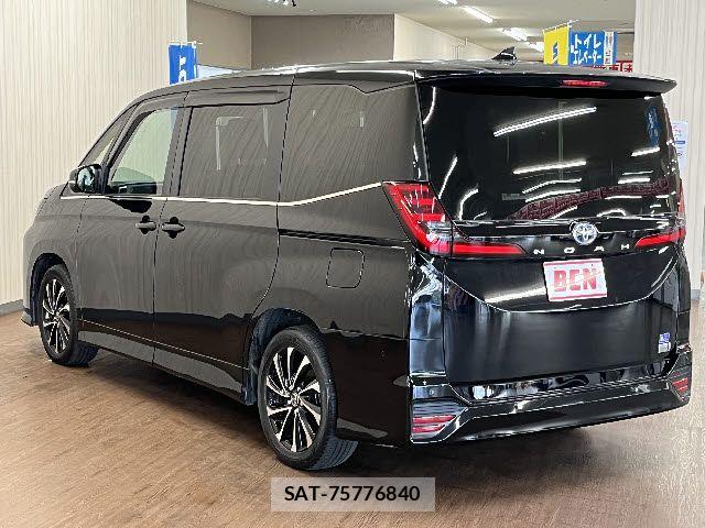 Toyota NOAH HYBRID 2023-10 7787751-8