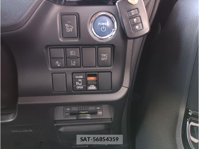Toyota NOAH HYBRID 2017-11 7787738-12