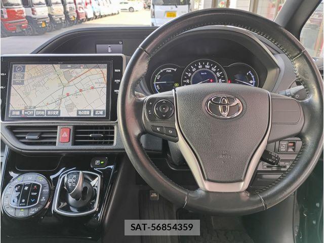 Toyota NOAH HYBRID 2017-11 7787738-8