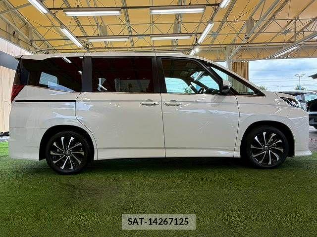 Toyota NOAH HYBRID 2025-03 7787747-17