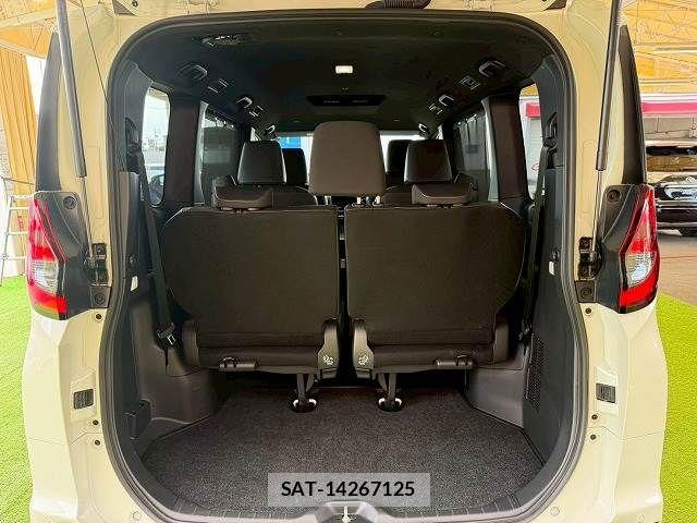 Toyota NOAH HYBRID 2025-03 7787747-19