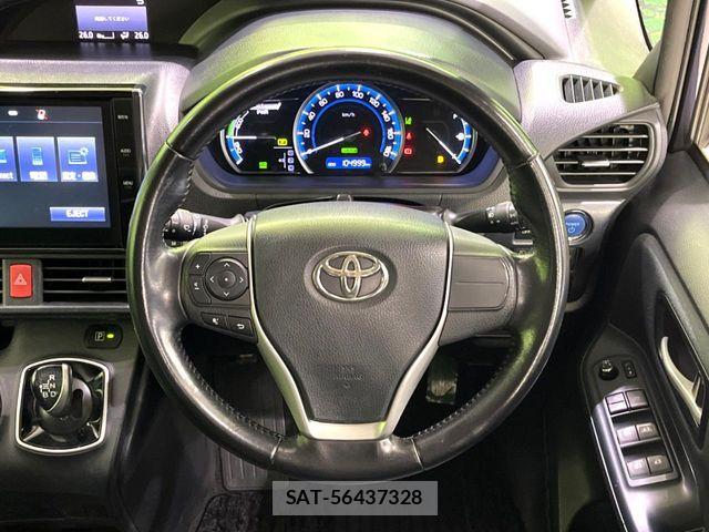 Toyota NOAH HYBRID 2016-05 7787732-11