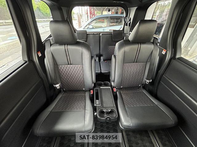Toyota NOAH HYBRID 2022-10 7787745-28
