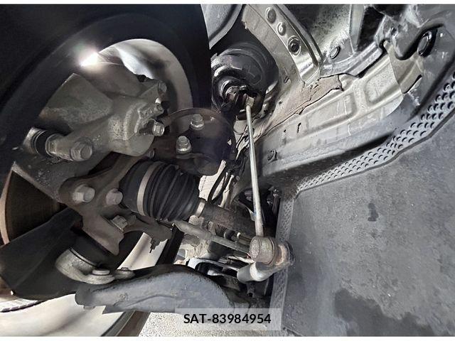 Toyota NOAH HYBRID 2022-10 7787745-4