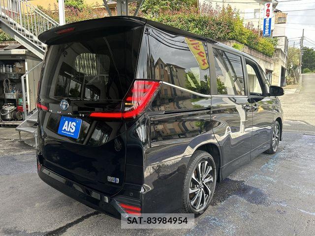 Toyota NOAH HYBRID 2022-10 7787745-8