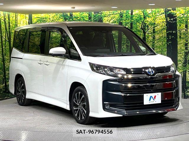 Toyota NOAH HYBRID 2023-07 7878440-16