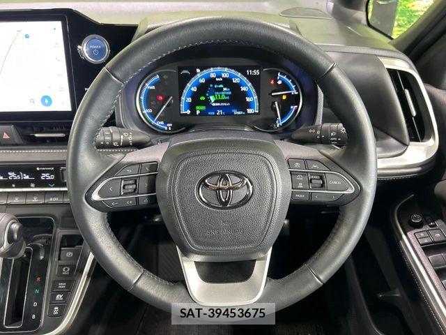 Toyota NOAH HYBRID 2023-07 7878439-11