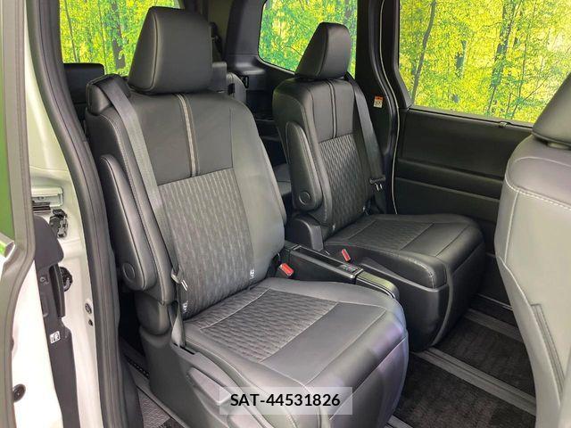 Toyota NOAH HYBRID 2025-03 7878438-8