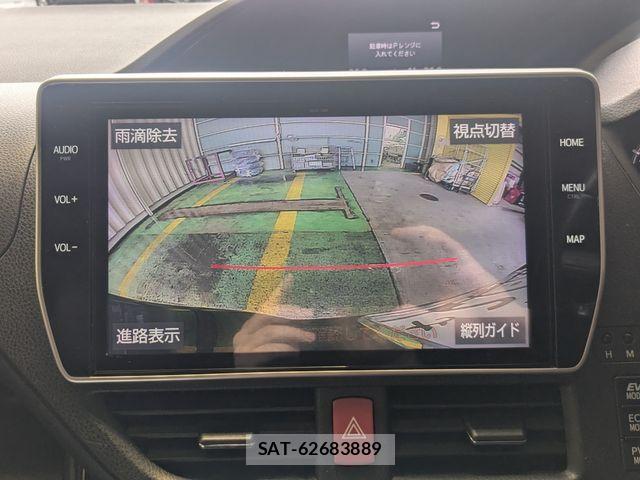 Toyota NOAH HYBRID 2019-06 7878446-19