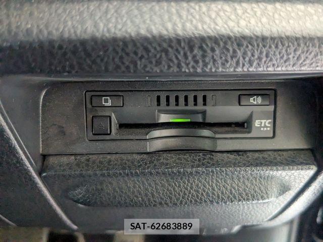 Toyota NOAH HYBRID 2019-06 7878446-23