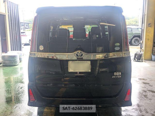 Toyota NOAH HYBRID 2019-06 7878446-4