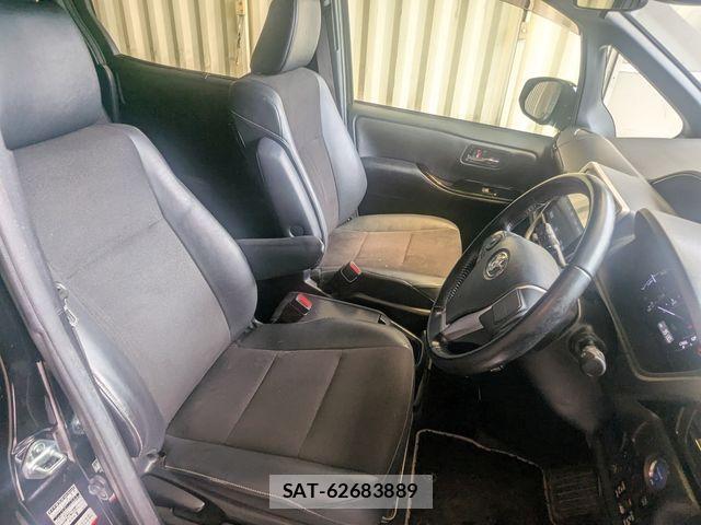Toyota NOAH HYBRID 2019-06 7878446-8