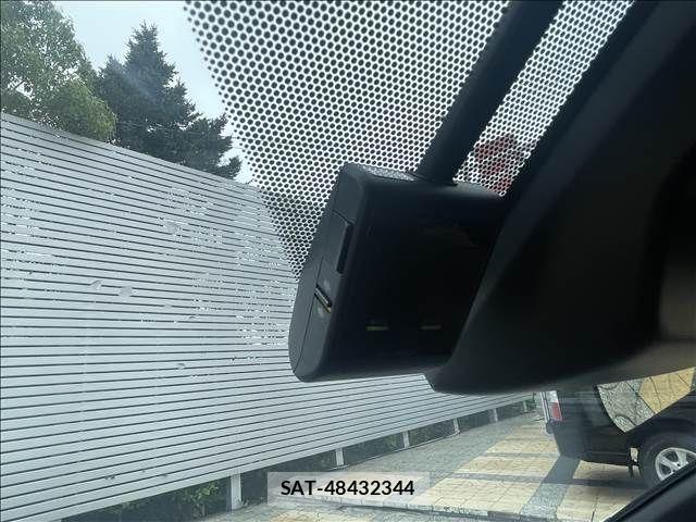 Toyota NOAH HYBRID 2020-02 7878444-20