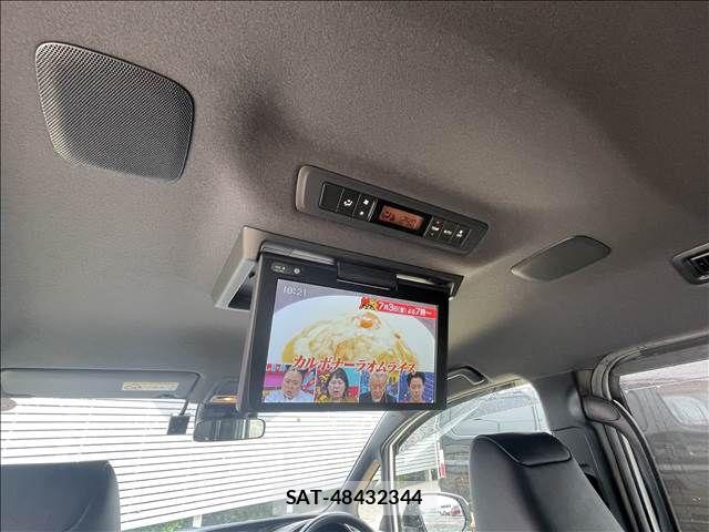 Toyota NOAH HYBRID 2020-02 7878444-23
