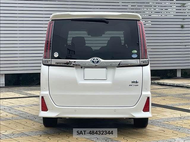 Toyota NOAH HYBRID 2020-02 7878444-5
