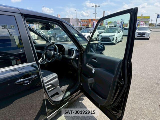 Toyota NOAH HYBRID 2023-04 7878437-10