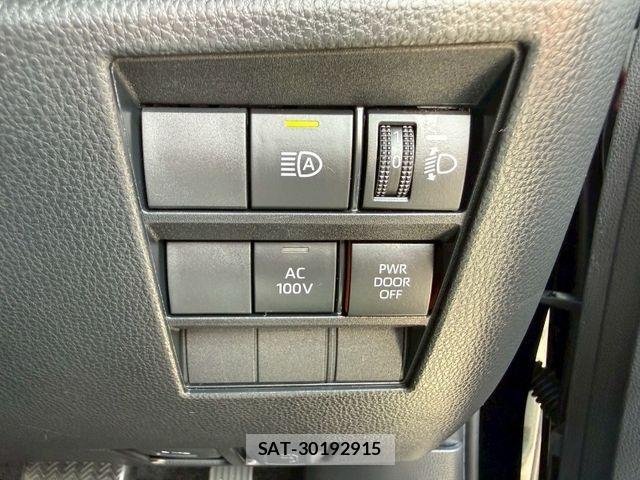 Toyota NOAH HYBRID 2023-04 7878437-23