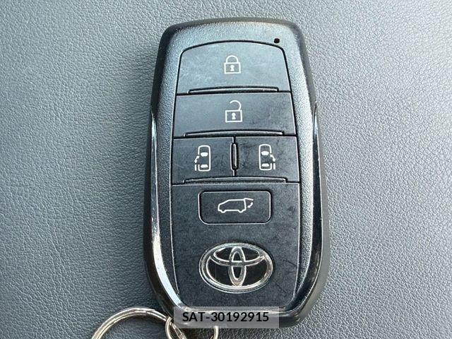Toyota NOAH HYBRID 2023-04 7878437-28