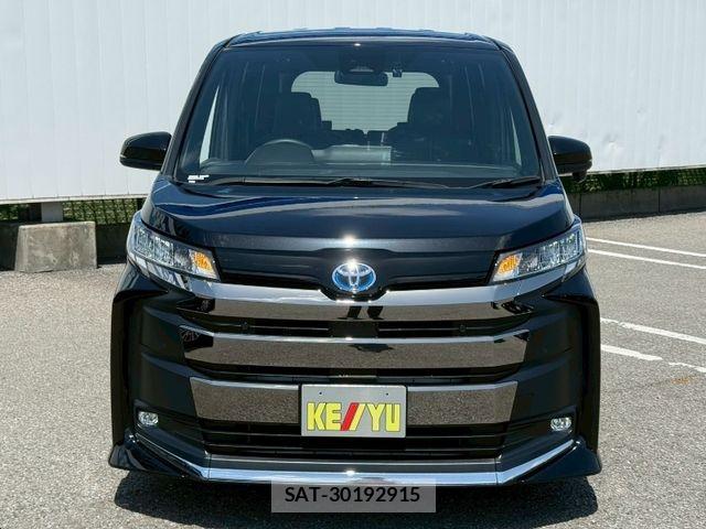 Toyota NOAH HYBRID 2023-04 7878437-3