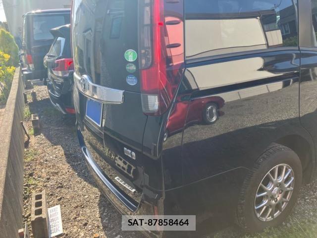 Toyota NOAH HYBRID 2015-01 7903150-4